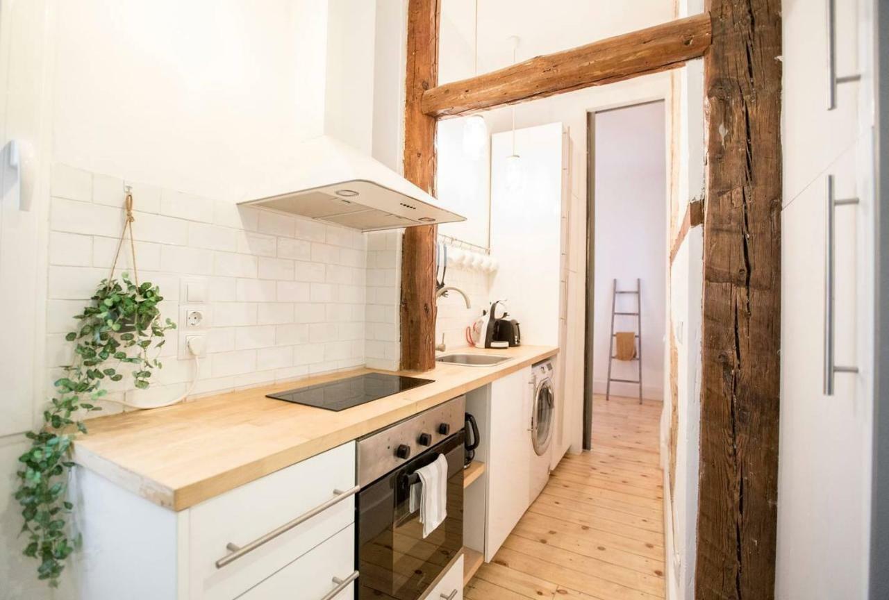 Intimate And Artistic Flat Wifi Puerta Del Sol Apartment Madrid Ngoại thất bức ảnh