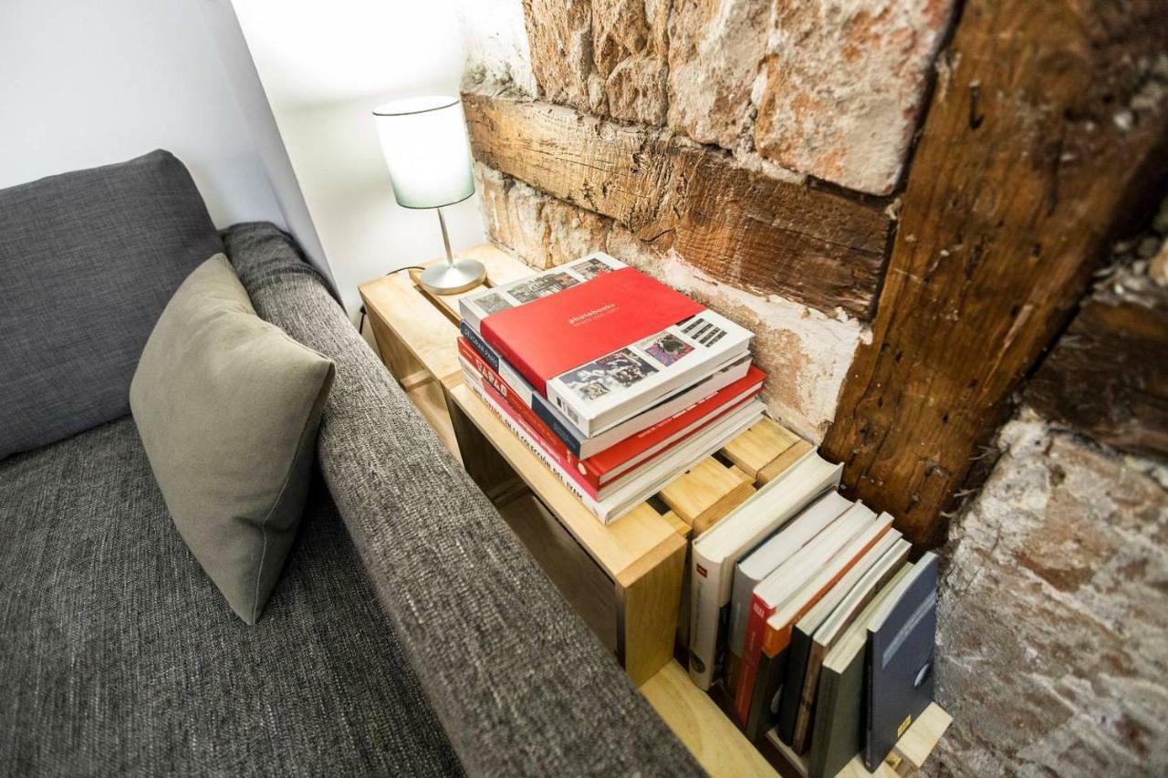 Intimate And Artistic Flat Wifi Puerta Del Sol Apartment Madrid Ngoại thất bức ảnh