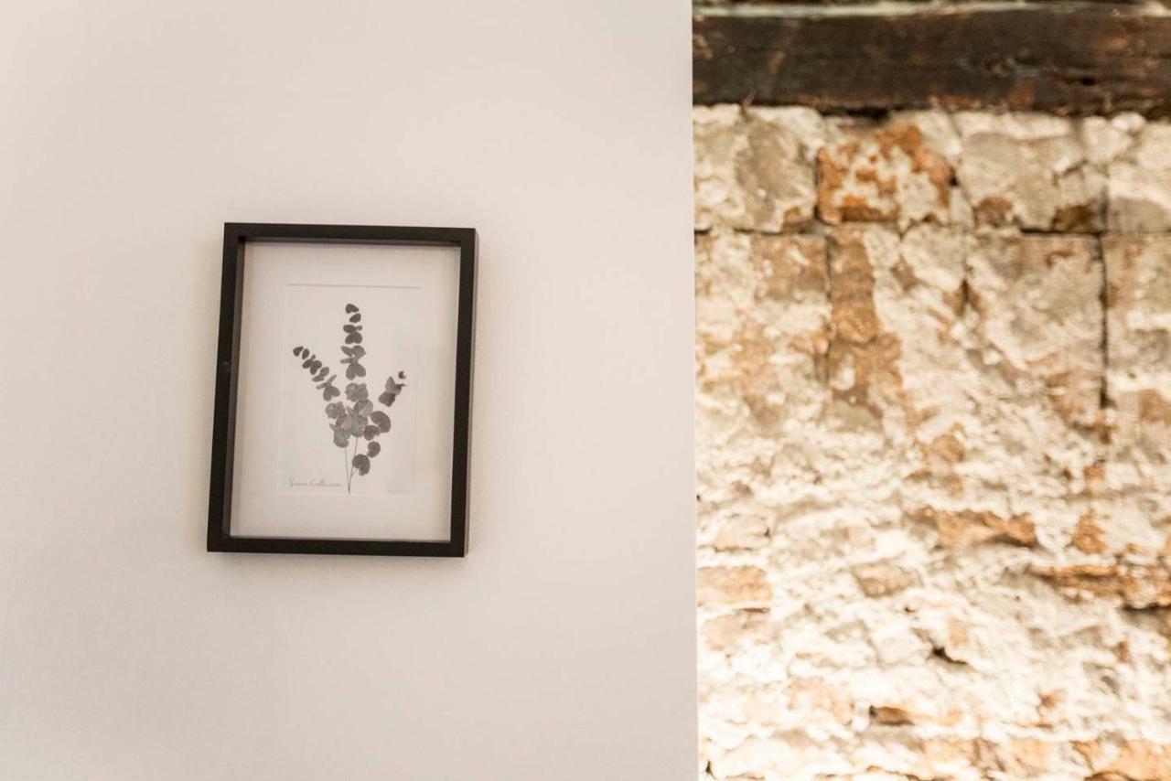 Intimate And Artistic Flat Wifi Puerta Del Sol Apartment Madrid Ngoại thất bức ảnh