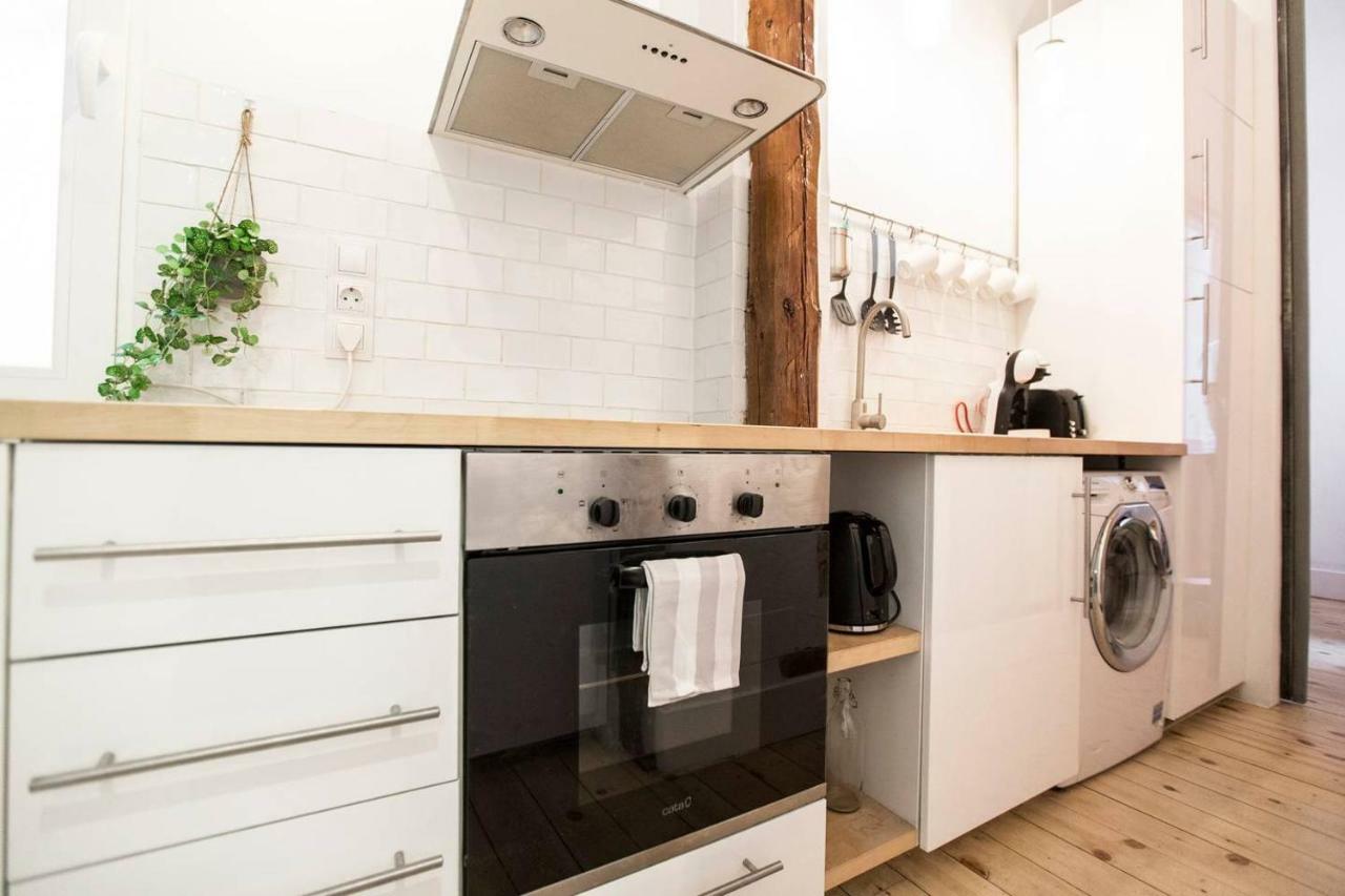 Intimate And Artistic Flat Wifi Puerta Del Sol Apartment Madrid Ngoại thất bức ảnh